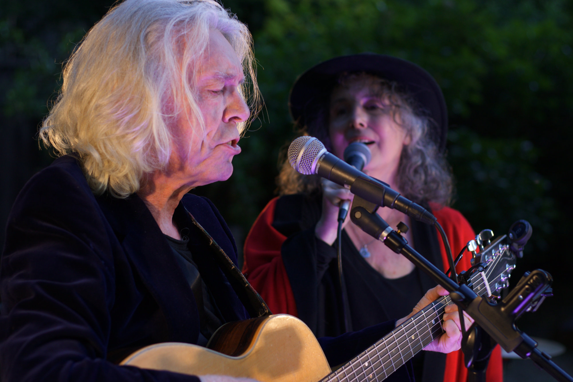 SRAC’s Monthly Speakeasy: Singer/Songwriters and Poets Creating Vibrant Community